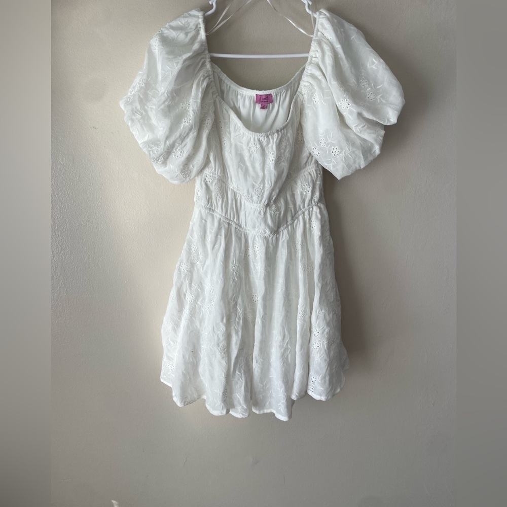 Francesca's Collections White Lace Puff Sleeve Dress